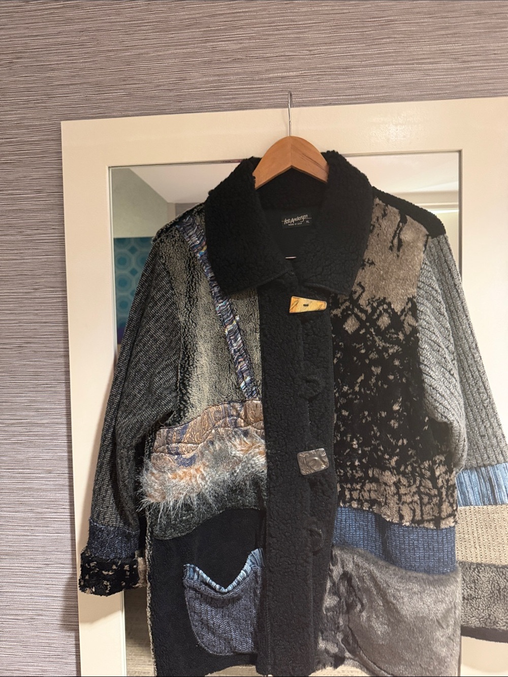 Patchwork Lightweight Shirt Jacket in Black and Gray